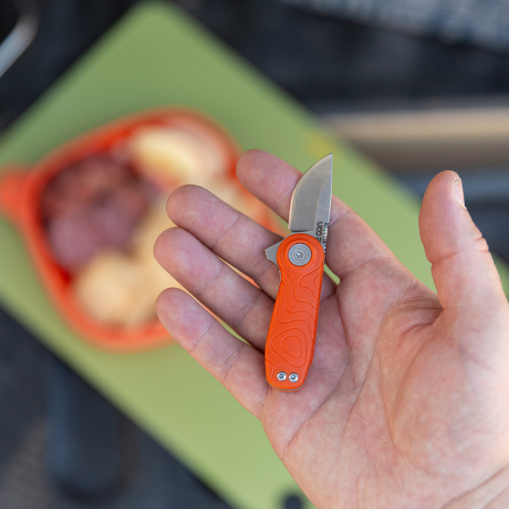 Compact_Pocket_Knife_Gift_Idea_UCO_Gear